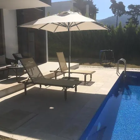 Havuzlu Ozel Mustakil Villa